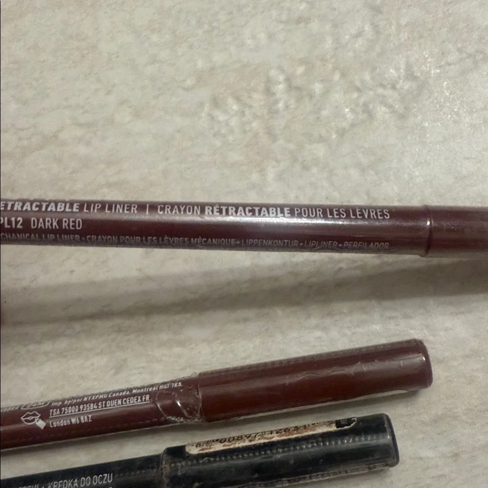 Assorted Eyeliner & Lip Liners - Multi Color Set
